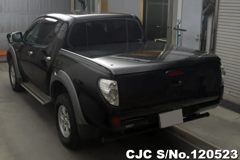 2009 Mitsubishi / Triton Stock No. 120523