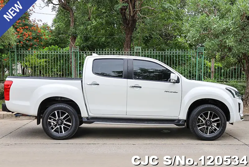 Isuzu D-Max in White for Sale Image 6