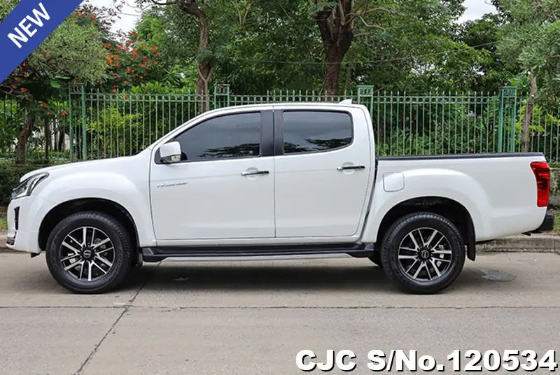 Isuzu D-Max in White for Sale Image 7