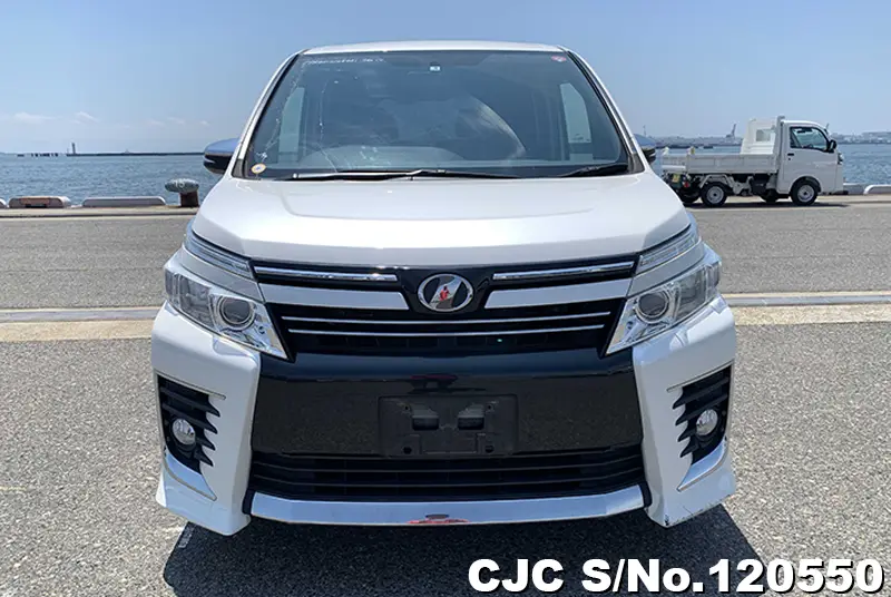 2015 Toyota / Voxy Stock No. 120550