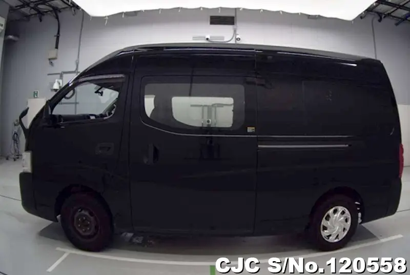 2015 Nissan / Caravan Stock No. 120558