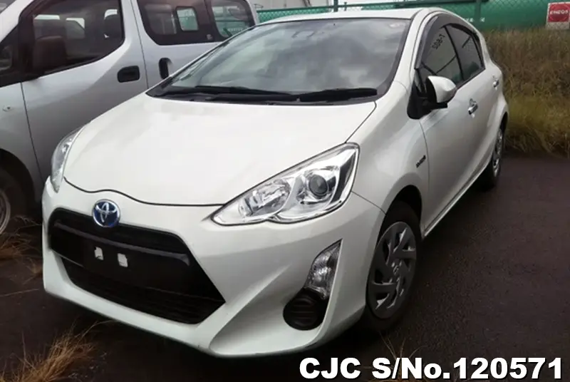 2016 Toyota / Aqua Stock No. 120571