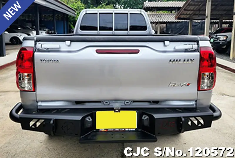 2018 Toyota / Hilux / Revo Stock No. 120572