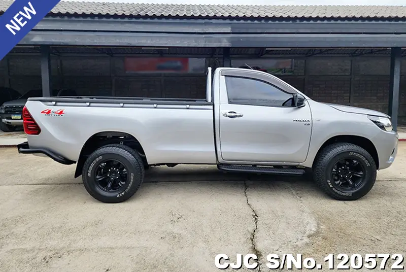 2018 Toyota / Hilux / Revo Stock No. 120572