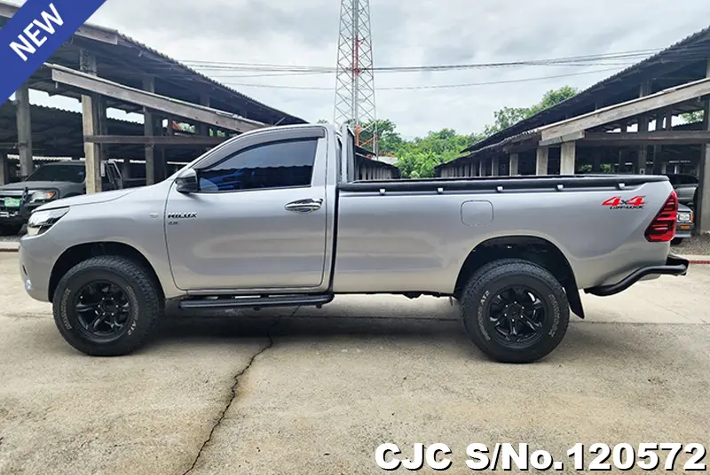 2018 Toyota / Hilux / Revo Stock No. 120572