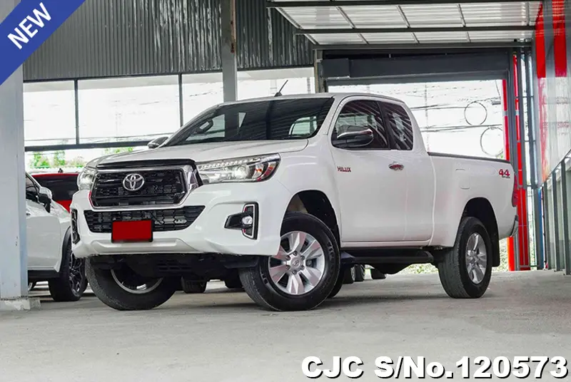 2020 Toyota / Hilux / Revo Stock No. 120573