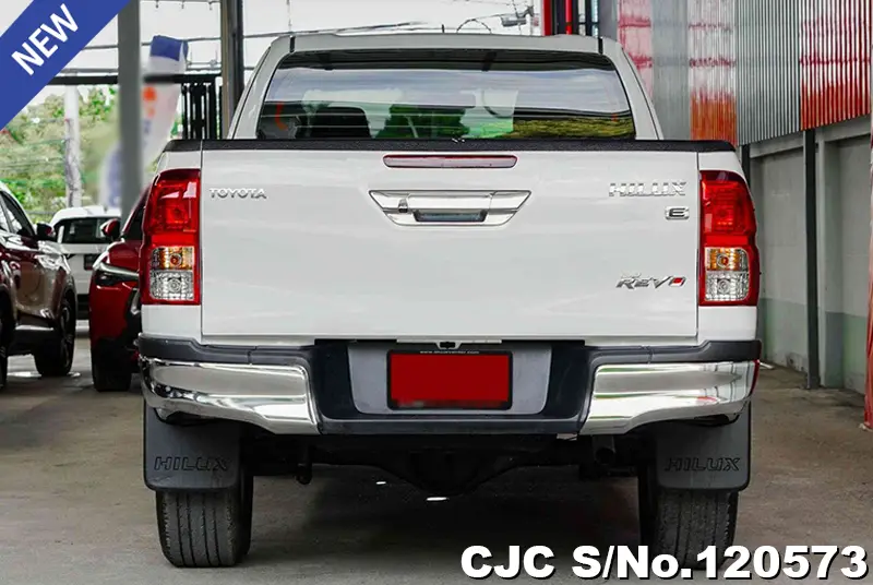 2020 Toyota / Hilux / Revo Stock No. 120573