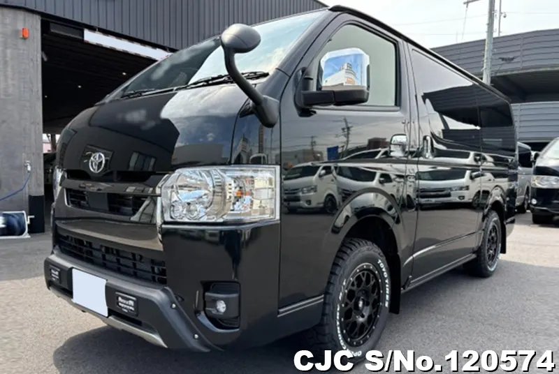 Toyota / Hiace 2024