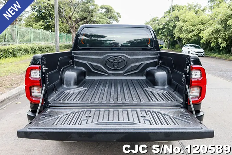 Toyota Hilux in Black for Sale Image 8