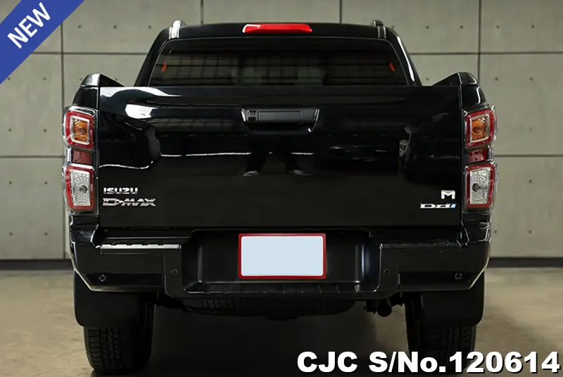 Isuzu D-Max in Black for Sale Image 3