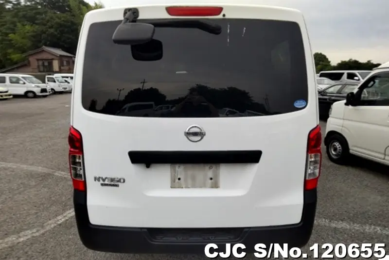 2015 Nissan / Caravan Stock No. 120655