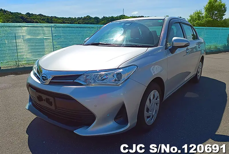 2018 Toyota / Corolla Axio Stock No. 120691