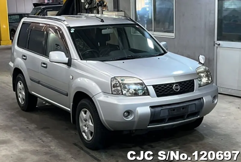 Nissan / X-Trail 2004