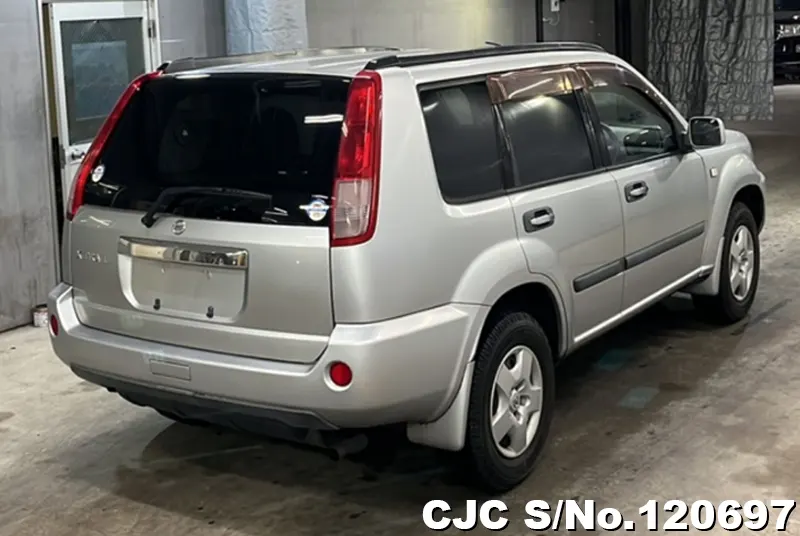 2004 Nissan / X-Trail Stock No. 120697