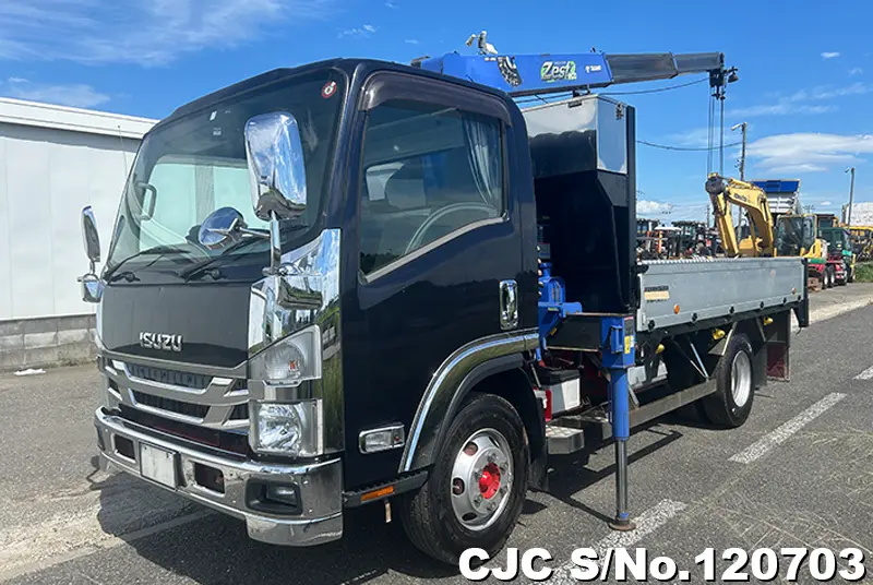 2017 Isuzu / Elf Stock No. 120703