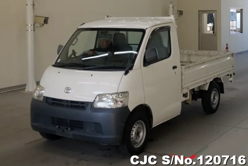 Toyota / Liteace 2015