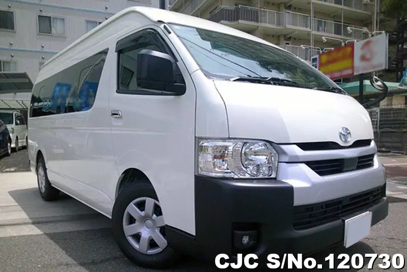 Toyota Hiace Commuter