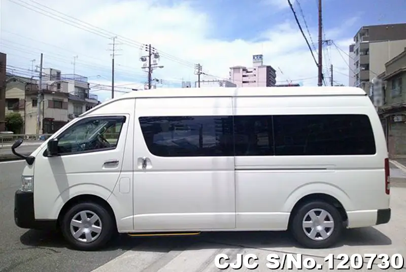 2024 Toyota / Hiace / Commuter Stock No. 120730