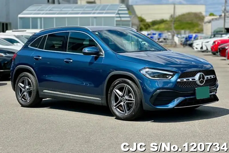 Mercedes Benz / GLA Class 2023