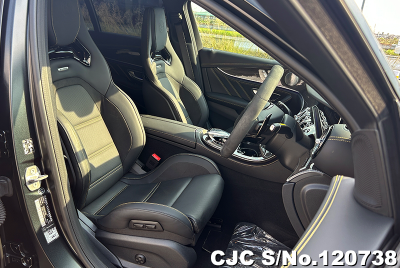 2018 Mercedes Benz / E Class Stock No. 120738