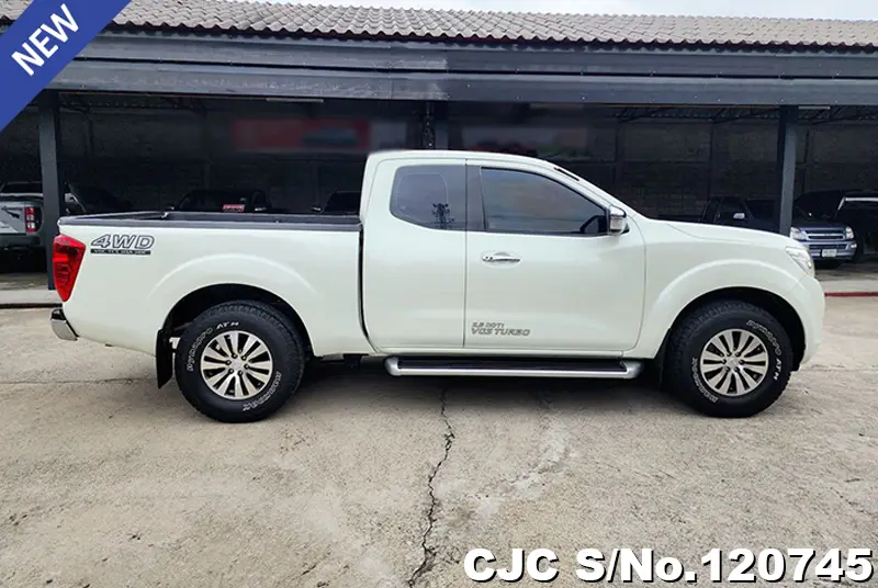 2017 Nissan / Navara Stock No. 120745