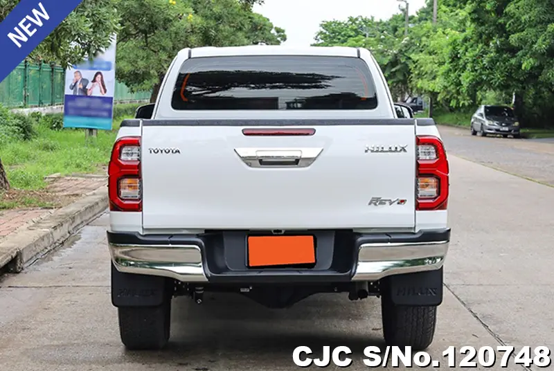 2023 Toyota / Hilux / Revo Stock No. 120748