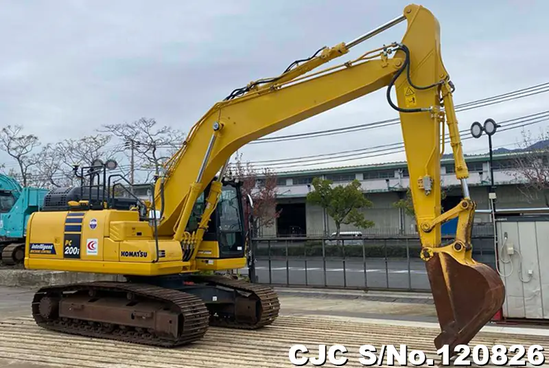 Komatsu PC200I Excavator