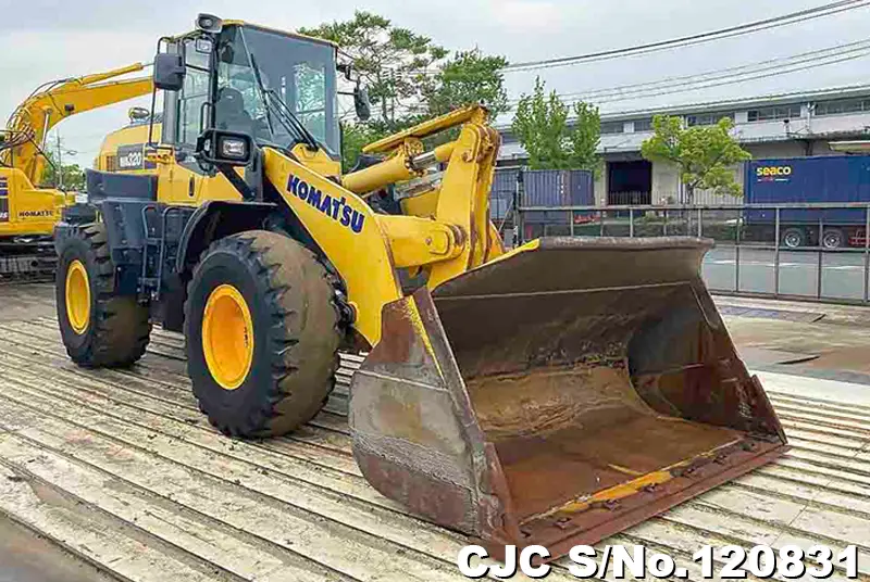 Komatsu WA320 Wheel Loader