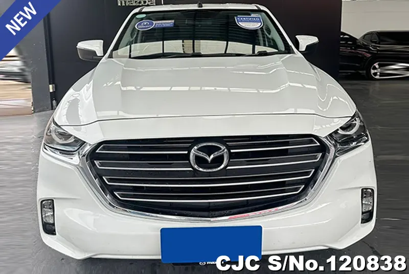 Mazda BT-50 in White for Sale Image 4