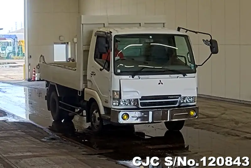 Mitsubishi / Fuso Fighter 2003