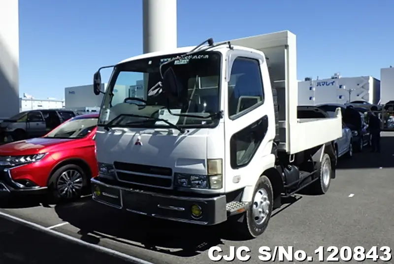 2003 Mitsubishi / Fuso Fighter Stock No. 120843