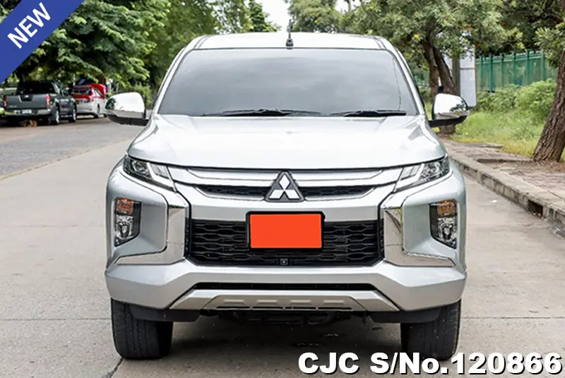 Mitsubishi Triton in Silver for Sale Image 4