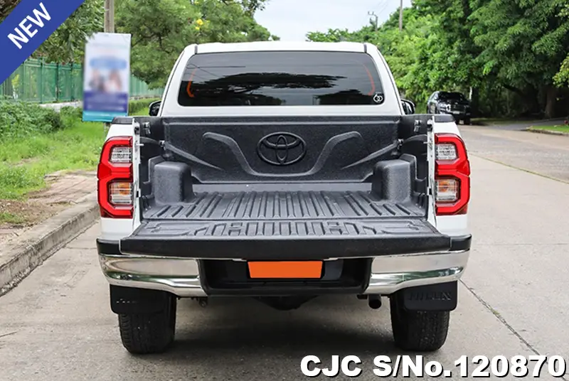 2022 Toyota / Hilux / Revo Stock No. 120870