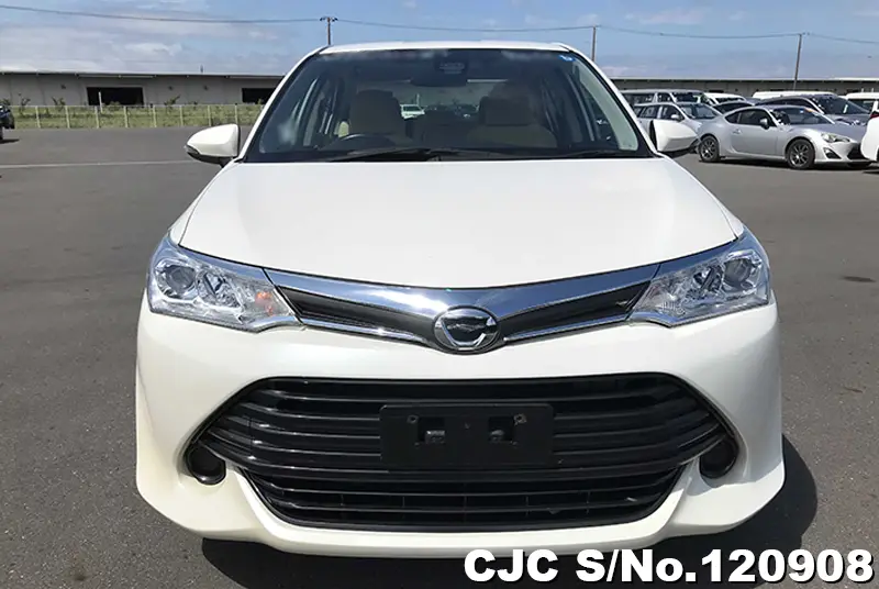 2015 Toyota / Corolla Axio Stock No. 120908