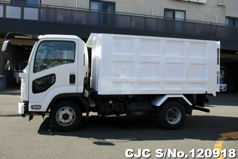 2017 Isuzu / Forward Stock No. 120918