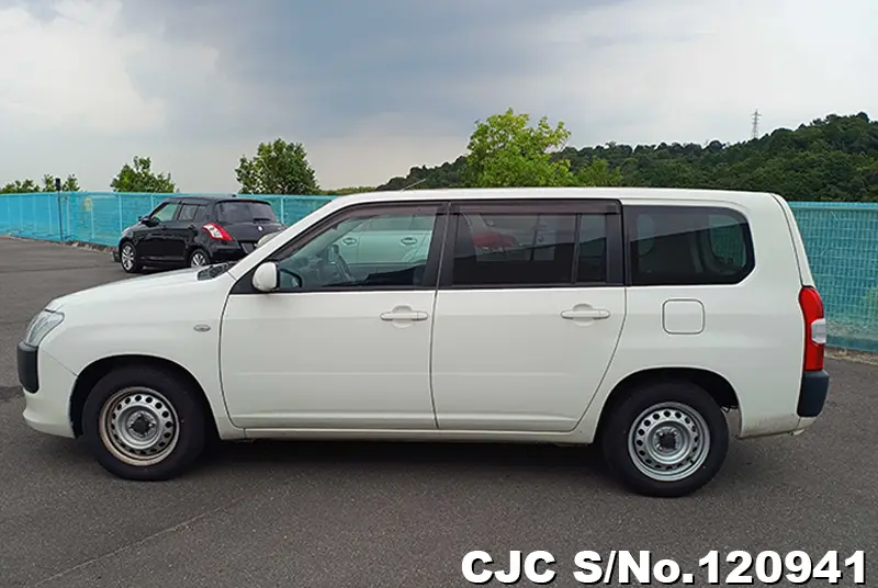 2019 Toyota / Succeed Van Stock No. 120941