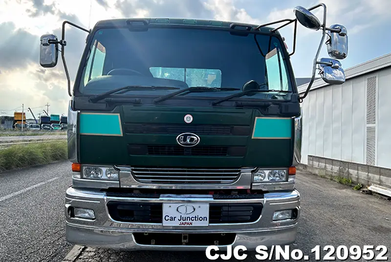 2002 Nissan / UD Stock No. 120952