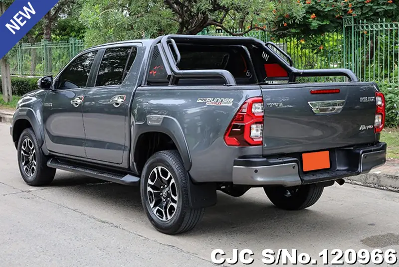 2022 Toyota / Hilux / Revo Stock No. 120966