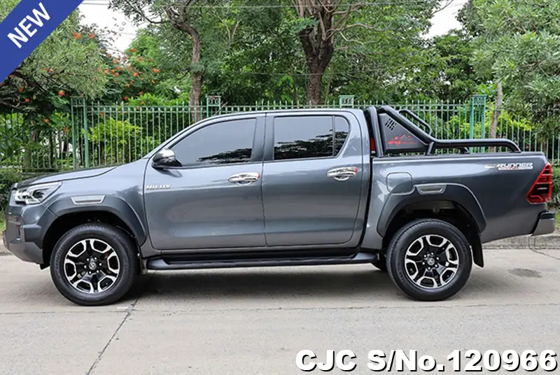 2022 Toyota / Hilux / Revo Stock No. 120966