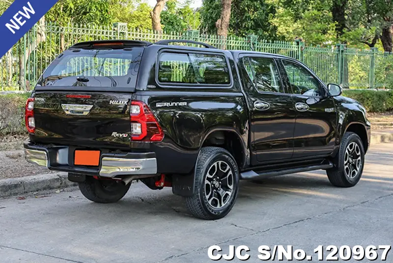 Toyota Hilux in Black for Sale Image 2