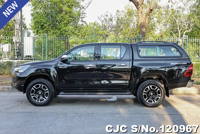 Toyota Hilux in Black for Sale Image 7