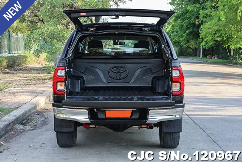 Toyota Hilux in Black for Sale Image 8