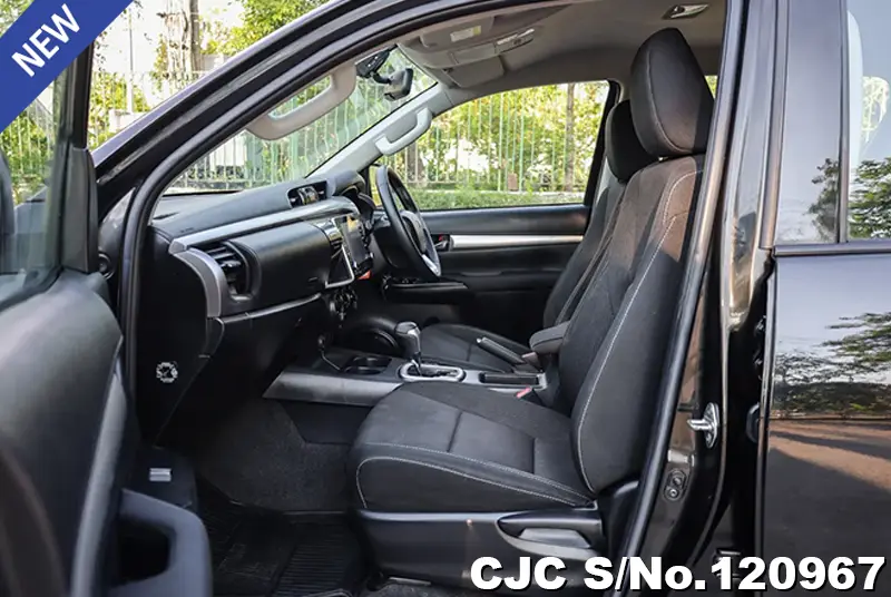 Toyota Hilux in Black for Sale Image 11