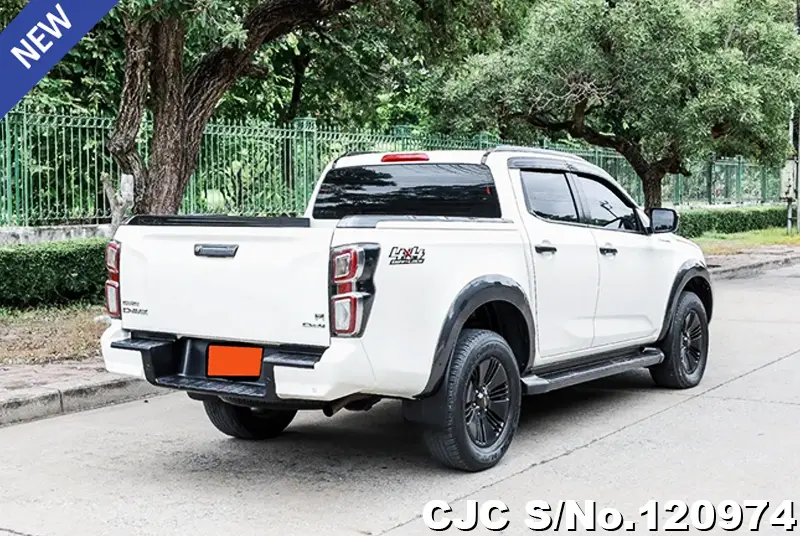 Isuzu D-Max in White for Sale Image 2