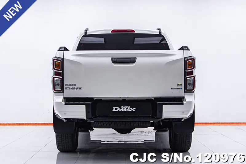 Isuzu D-Max in White for Sale Image 3