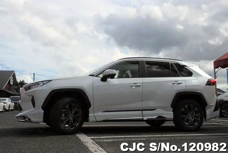 2023 Toyota / Rav4 Stock No. 120982