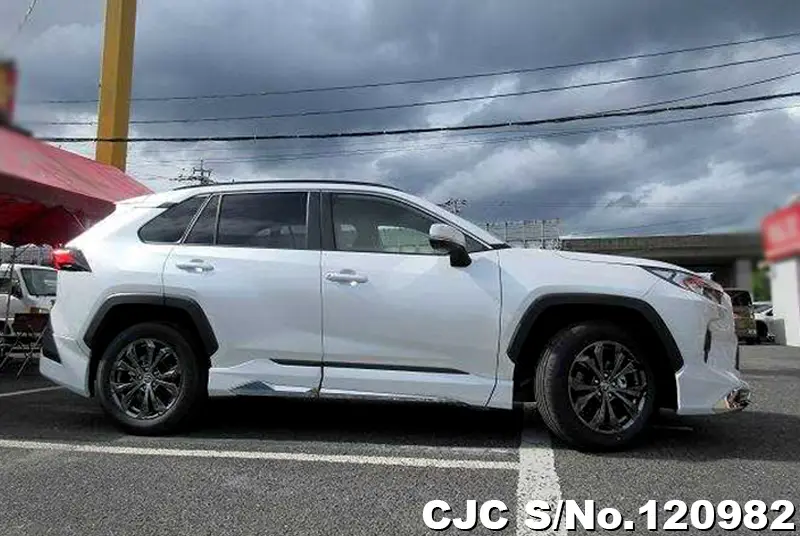 2023 Toyota / Rav4 Stock No. 120982