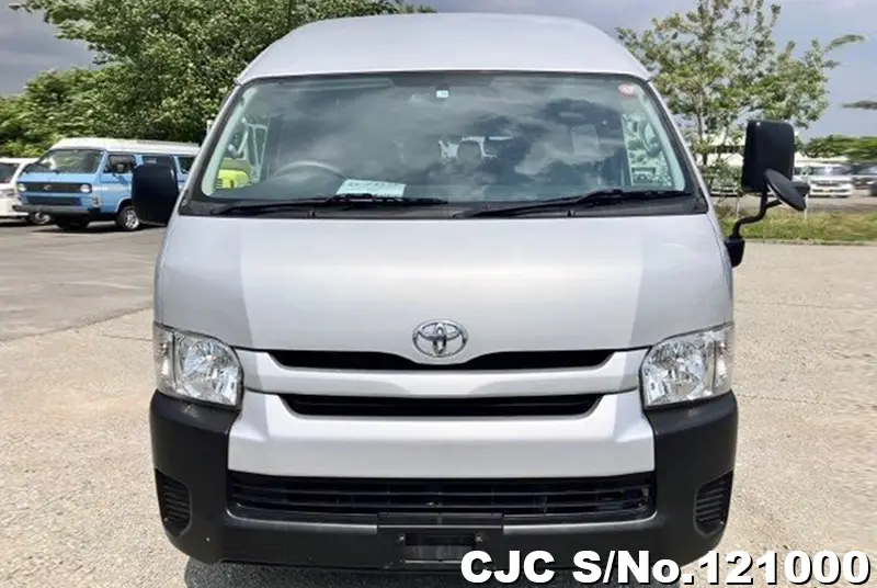 2015 Toyota / Hiace / Commuter Stock No. 121000