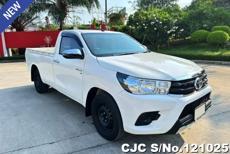 2019 Toyota / Hilux / Revo Stock No. 121025