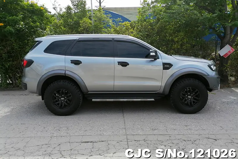 2019 Ford / Everest Stock No. 121026